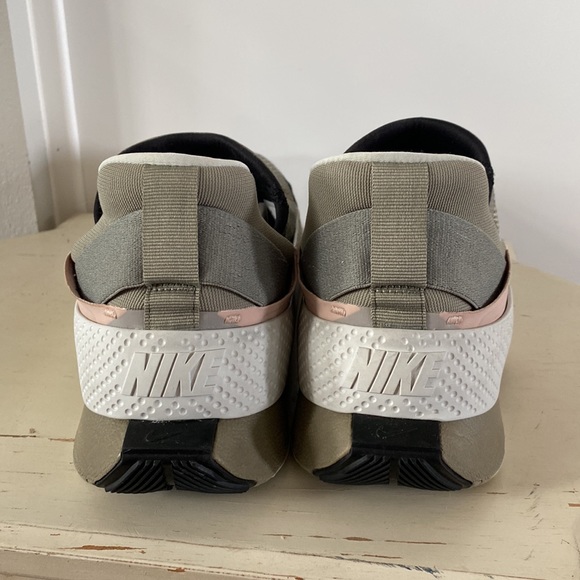 Nike Go FlyEase Light Army - Men 8.5 - Picture 4 of 10